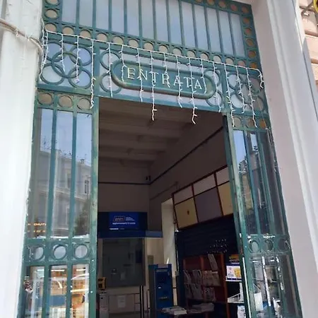 לינה וארוחת בוקר Casa Del Capitano נאפולי