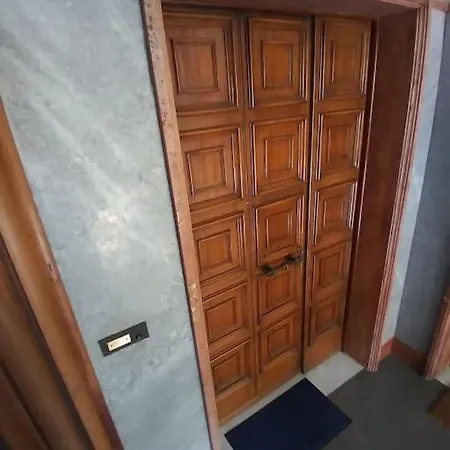 לינה וארוחת בוקר Casa Del Capitano נאפולי